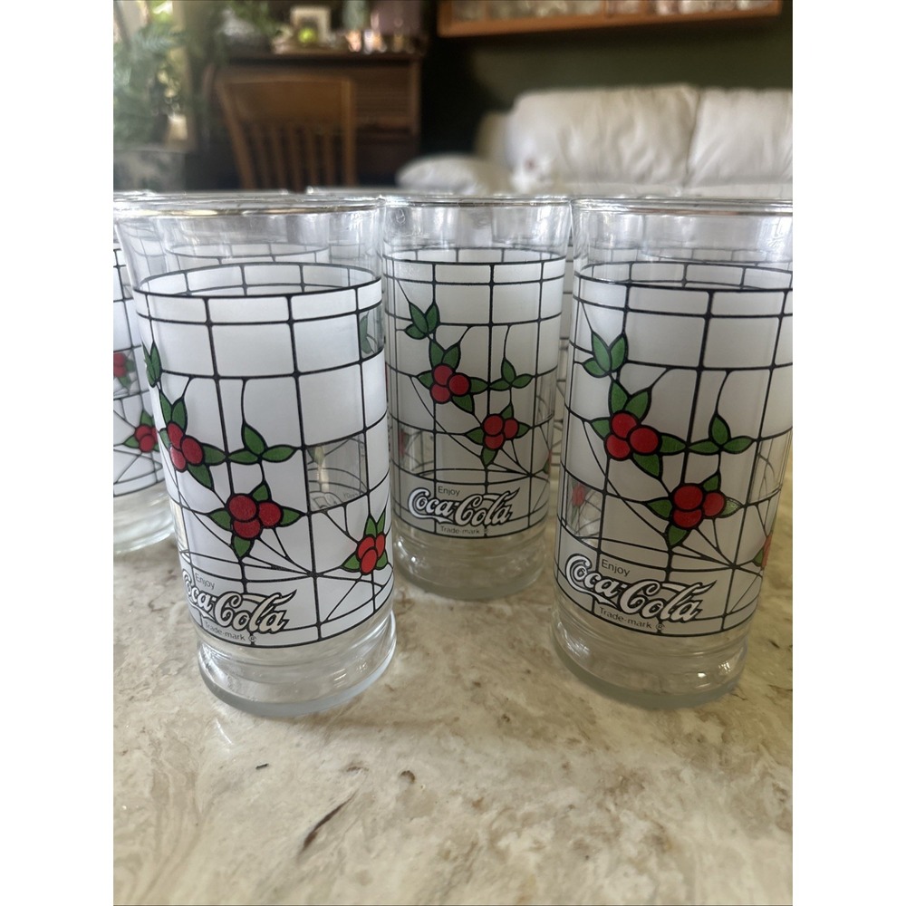 Vintage Set‎ of 12 Christmas Coca-Cola Holly Berry 6" Drinking Glasses Tumblers